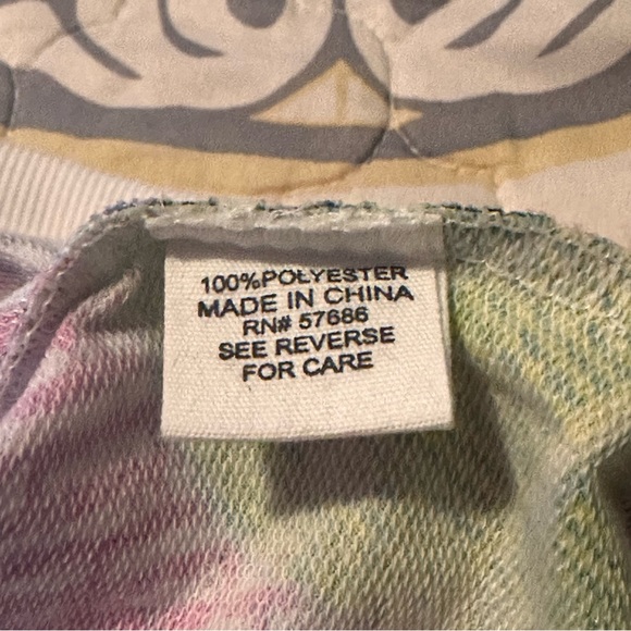 XL Miss Selfie Graffiti Long Sleeve Shirt - Picture 2 of 7